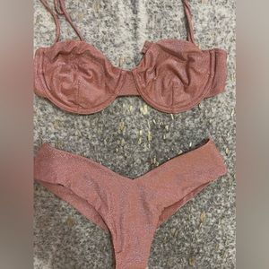 Like new Billabong starry eyes demi bikini